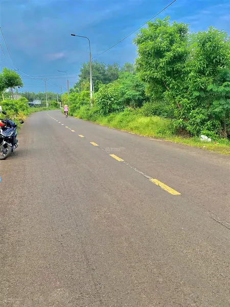 Bán đất 448m2 có 100m2 thổ cư bảo quang long khánh