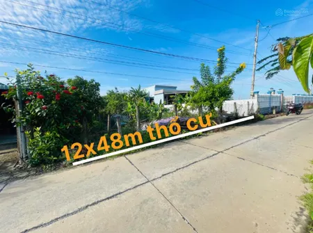 Bán 616.1m2 thổ cư 12x48 đường đan oto 4m wieu kênh thoáng mát nền cao diện, nước, trước đất