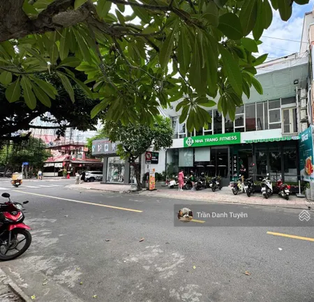 Bán nhà mặt tiền khu phố hàn tp. nha trang, đang có dòng tiền ổn định hàng tháng