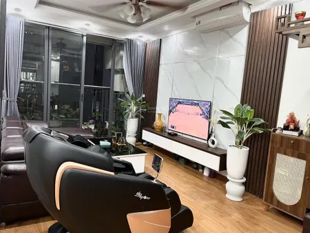Chính chủ cần bán gấp căn hộ 3pn2wc, nt full có slot ôtô tòa báo nhân dân, 0983 051 *** 24/24