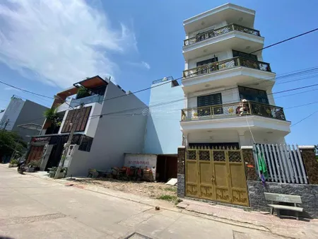 Còn lô duy nhất thạnh xuân 25, q12, sát công viên 150ha, gía tốt trong ngày