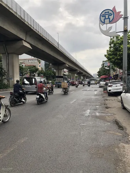 Bán đất nguyễn trãi thanh xuân đối diện phùng khoang, lô góc, 2 thoáng, đường trước nhà 3m