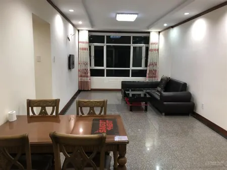 Bán căn hộ hoàng anh gold house, dt 110m2, 3 phòng ngủ, 2wc, sổ hồng, giá 3.9 tỷ 0909 900 ***