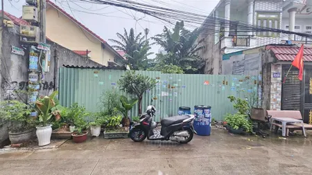Bán đất 8x76.6m, hẻm nguyễn thị minh khai p. tân đông hiệp gần chợ tân long