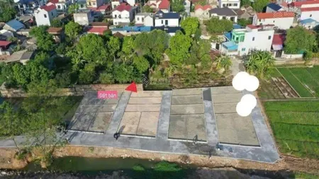 50m2 đất mỹ đức ô tô tải vào tận đất xung quanh đông dântrường học, bệnh viện, chợ xung quanh