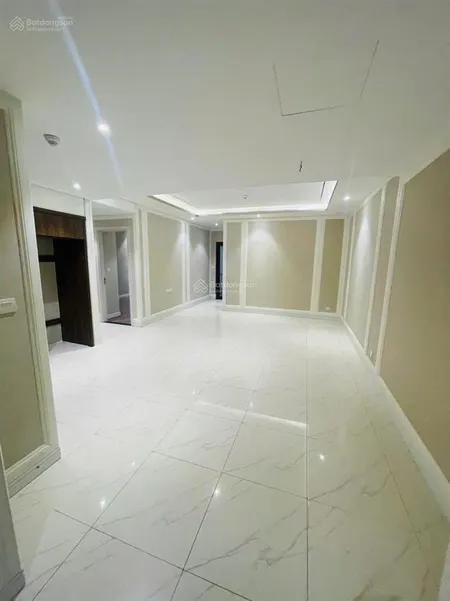 Bán king palace nguyễn trãi 2n2vs 83m2 full giá 7.3 tỷ 0398 537 ***