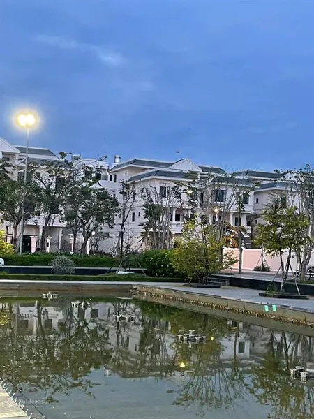 Bán căn biệt thự chính diện quảng trường nhạc nước hoà bình khu cityland park hills hàng cực phẩm ạ