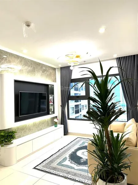 Chính chủ gửi bán căn hộ cc 2n2w, 63m2 full đồ, sổ sẵn, em hằng hỗ trợ từ az
