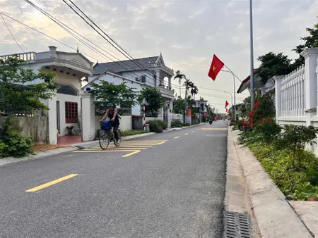Đường trục thôn văn cao, hữu bằng, kiến thụy, đường nhựa đẹp, không lỗi lầm