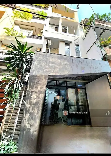 Bán nhà q1 4 tầng đẹp hxh sát mt cống quỳnh khu vực kinh doanh sầm uất . 76m chỉ 19.5 tỷ.