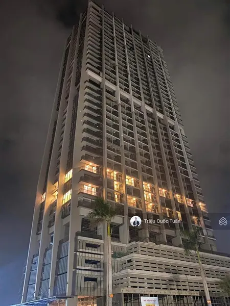 Bán căn studio 33m2 tầng 30 view biển tại dự án icon40 hạ long