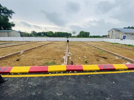 Lô đất 100m2 full thổ cư, cách quốc lộ 21a 200m, cách trục hồ tâyba vì 1km, 10 phút đến đhqg, fpt