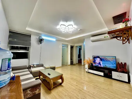 Bán căn hộ 2pn tại nguyễn huy tưởng giá 5.x tỷ. 0918 999 ***