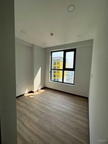Cần bán căn góc 2pn block b, tầng 27, diện tích 54m2, đã nhận nhà