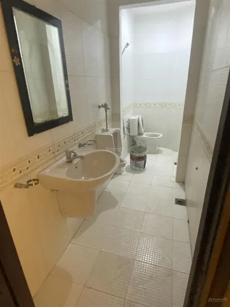 Bán nhà mt đường số 5, kdc him lam, xã bình hưng, 5x14m, 4pn, 4wc, 1 trệt, 2 lầu, giá 14 tỷ