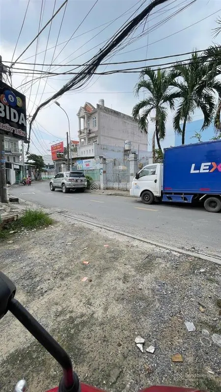 Bán đất 5,5x18m giá 6,1 tỷ góc 2 mặt đường trần thị hè q12