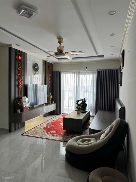 Căn 3pn, dt 89m2, thiết kế 3 phòng ngủ, 2 wc, ban công rộng thoáng view q1, tặng full nội thất