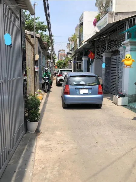 70m2. 4*17,5m. nhà 2 tầng. hẻm xe hơi. ngay chợ hiệp bình. gấp bán 3 tỷ rưỡi