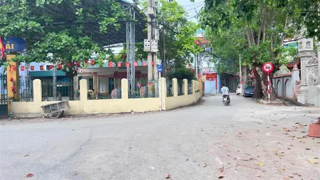 Bán nhà di ái, hoài đức 43m2 4 tầng, 5 ngủ, mt 4m, ô tô đỗ trước nhà, giá chỉ 6,48 tỷ