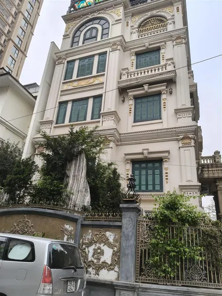 Cần bán căn biệt thự sân vườn 165m2 đẳng cấp tại khu vực quảng an tây hồ