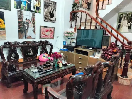 Chính chủ em bán nhà 3 tầng xây chắc chắn thuộc khu phố trung văn, nam từ liêm