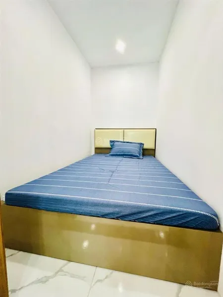 Cần bán nhà phố lê văn lương, 32m2x5 tầng, 15m ra mặt phố,32m2x5 tầng, phòng nào cũng có cửa sổ