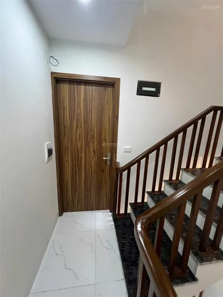Bán nhà mậu lương gần khu đô thị xa la, 4.5 tầng giá 5.8 tỷ (có thương lượng)