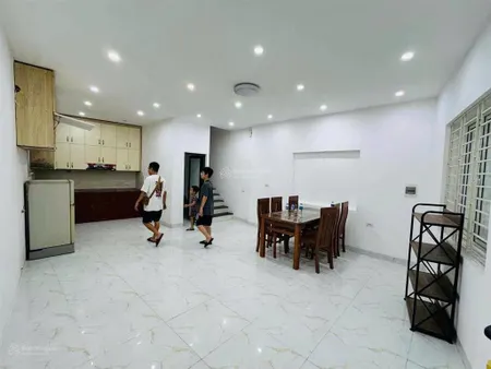 Tôi chính chủ bán nhà lô góc 40m2x4t ngay đh phenikaa và kđt đô nghĩa,yên nghĩa,hà đông.ôtô đỗ.5tỷ6