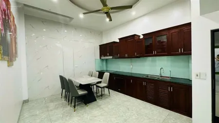 Bán nhà dịch vụ mậu lương 4 tầng dân xây 50m ô tô đỗ cửa
