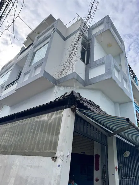 Nhà 3 lầu đẹp giá chỉ 4,35 tỷ gần aeon mall, chợ lê đình cẩn, hẻm xe hơi 5m