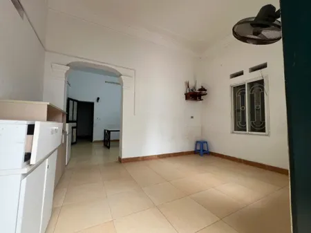 CHÍNH CHỦ Cần Cho Thuê Nhà 2 Tầng Tại Tổ 4 Phố Gia Quất, Thượng Thanh, Long Biên, Hà Nội