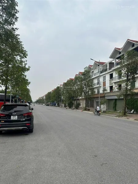 Hàng hiếm bán nhanh trục 30m kđt phú lương 90m mt7, 2m hơn 20 tỷ, em huyền 0976 863 ***