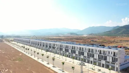 Cần bán nhiều nền đất khu becamex vsip canh vinh, bình định. giá 600trđ. 0935 739 ***
