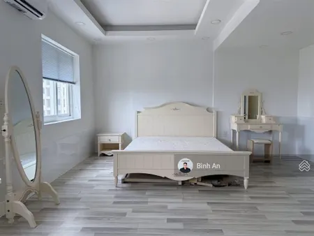 Căn 3pn mặt tiền bến vân đồn, sổ hồng sẵn chỉ 5.75 tỷ