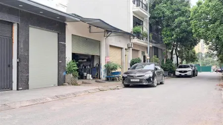 Bán đất phân lô cầu diễn. mặt ngõ thông phân lô, vỉa hè gần 3m, đường rộng 6m, ôtô tránh. dừng đỗ