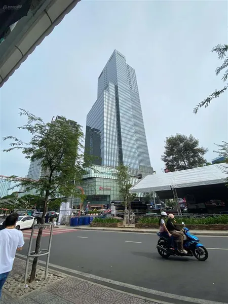 Bán gấp khuôn đất siêu lớn duy nhất pasteur q3, 3200m2(40x80), gpxd 4 hầm + 17 tầng, ngộp bán nhanh
