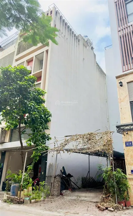 Phân lô tây nam linh đàm trục chính dv13 hiếm bán 60m2, mt 5m ở hay kinh doanh đều tuyệt vời