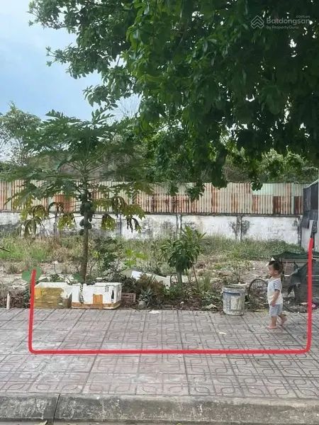 Bán gấp đất ngay đường bình thắng, dĩ an. giá 1ty790, dt 100m2 sổ hồng riêng, công chứng ngay