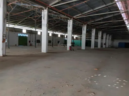 Cần bán nhà xưởng đang hoạt động hoàn công, pháp lý đầy đủ chuẩn, đường container đi thoải mái