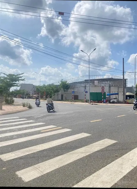 Bán đất ngay xã đồi 61 sát nút đường vành đai 3, 114m2 giá 2 tỷ 550. shr nắm chủ
