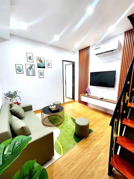 Hiếm, tập thể lê gia đỉnh, phố huế, 3 phòng ngủ 2 wc rộng thoáng!
