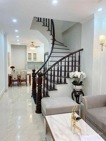 Anh đức cần bán nhà xuân phương, 4 tầng. diện tích 39m2. tài chính 5,9 tỷ.