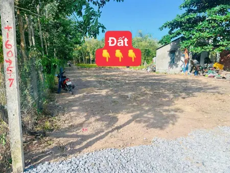 Ngộp nặng ngang 5,2m x 30m full thổ 420triệu trường tiểu học cây da hiệp thạnh