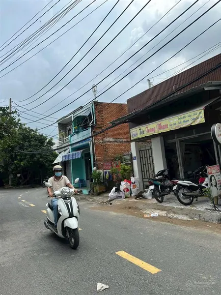 Nhà mt đường số 8 trường thọ giao đặng văn bi sát chợ tam hà sổ hồng kinh doanh tốt