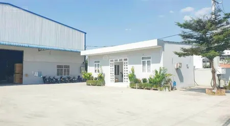 Bán xưởng mặt tiền đường tl 823, xã hòa khánh tây, đức hòa. giá bán 43 tỷ giấy tờ đầy đủ