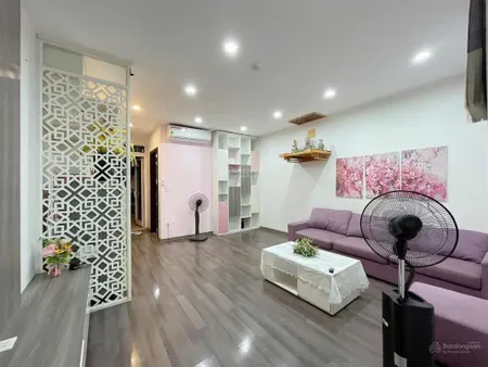 Chính chủ gửi bán chung cư hồ gươm plaza, 3,5 tỷ, 65m2, 2pn, 2wc, đông nam full đồ
