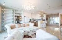 Bán căn hộ đất phương nam, q. bình thạnh, 141m2, 3pn 2wc, giá 6 tỷ, 0909 242 *** sổ hồng