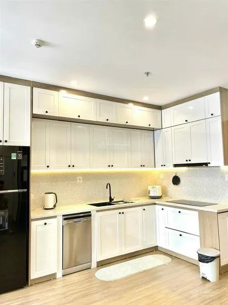 Chính chủ bán cắt lỗ căn 1n + gs giá 2.75 tỷ, full nội thất, tầng trung, hướng mát, có slot ô tô