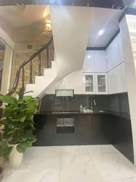Hoàng mai nhà mới keng 5 tầng full nội thất hàng hiếm giá 5,1 tỷ