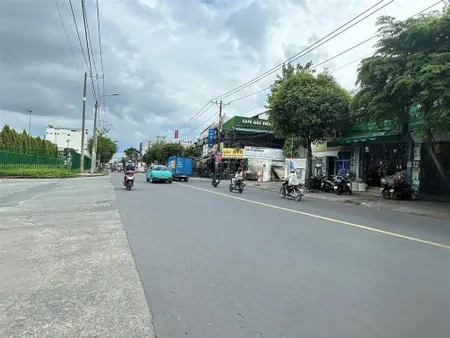 Ngộp ngân hàng. bán khách sạn. 41pn. sẵn dòng thu. pháp lý kinh doanh đầy đủ